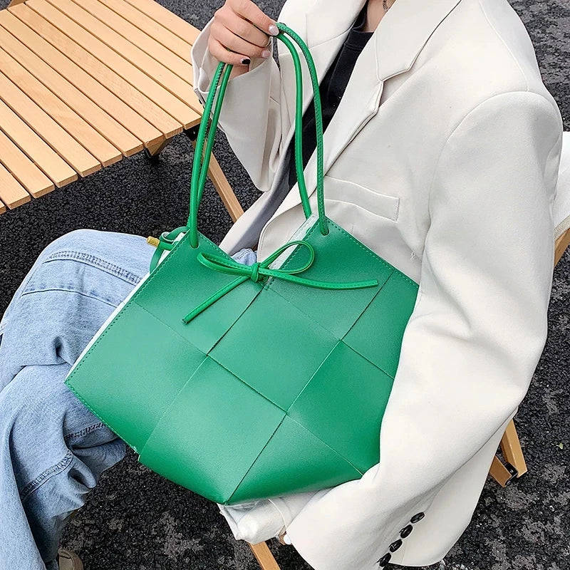 Weaving Large Capacity Big PU Leather Shoulder Bags For Women 2023 Summer Trend Female Branded Green Handbags And Purses