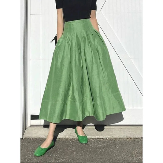 2024 French elegant retro green umbrella skirt temperament high-waisted slimming puffed skirt