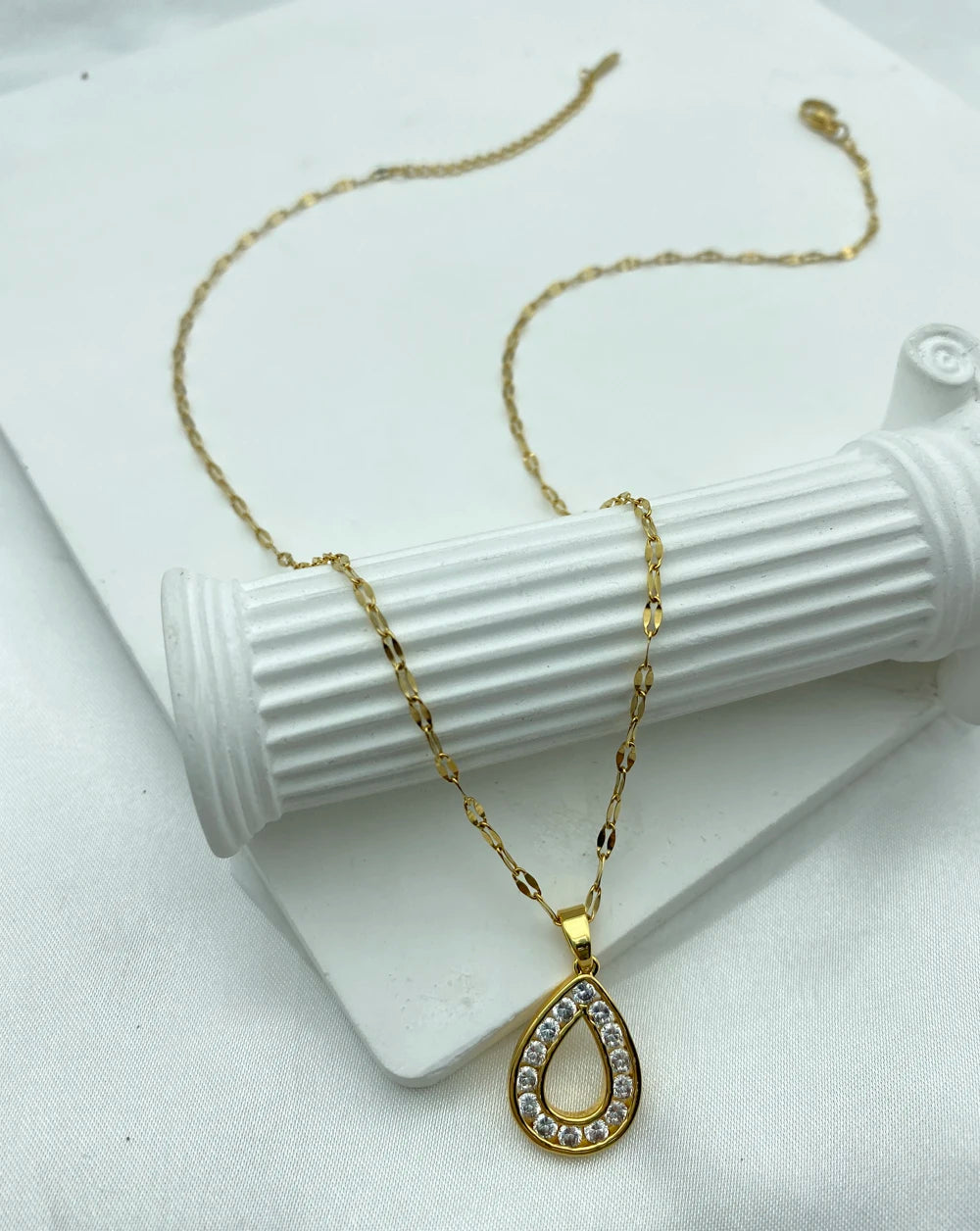 Water Drop Shaped Zircons Pendant Stainless Steel Necklace For Women Gift fashion Jewerly New In Necklace Elegant Accessories