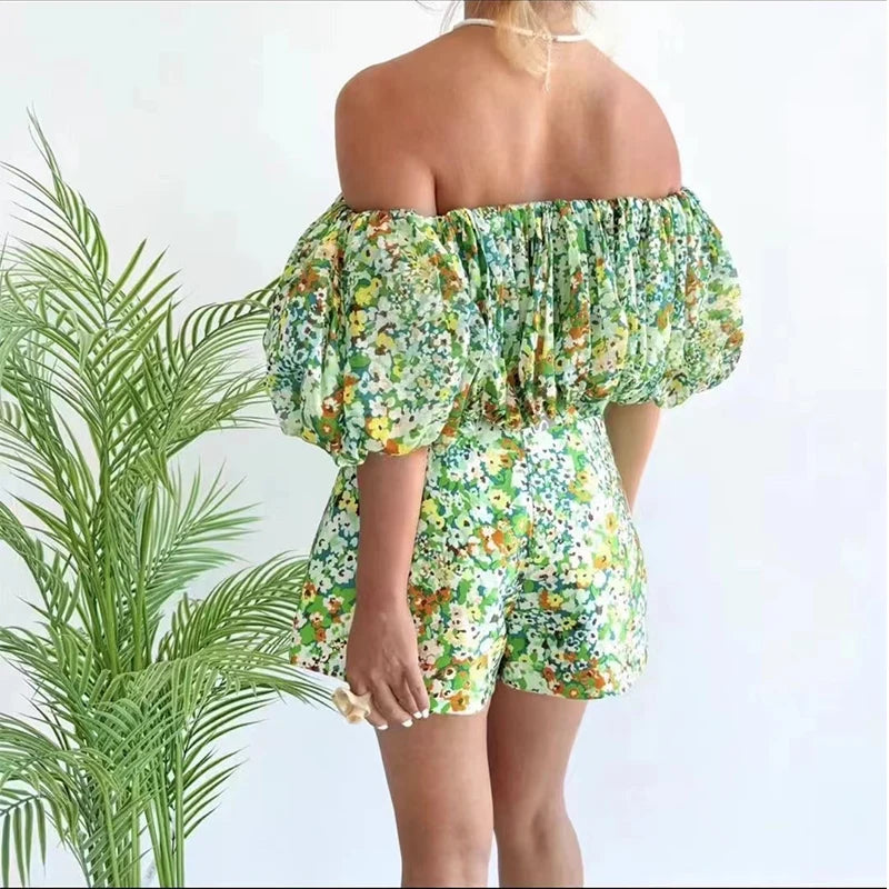 Retro green small floral one-line shoulder puffed sleeve top two-piece 2024 summer women's new + high-waisted short fashion suit