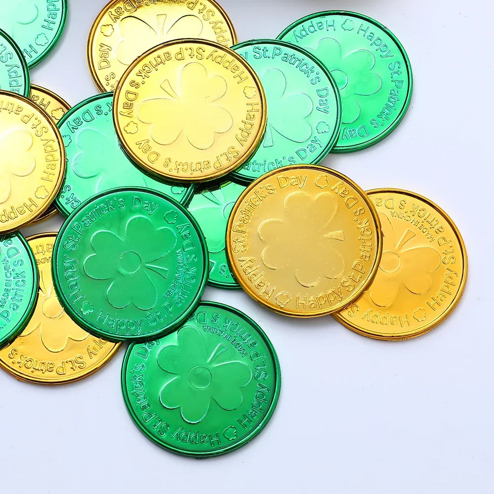 40/60pcs St. Patrick's Day Lucky Coin Plastic Shamrock Gold Green Coin Toys Treasure Irish Holiday Party Decoration Kids Gifts