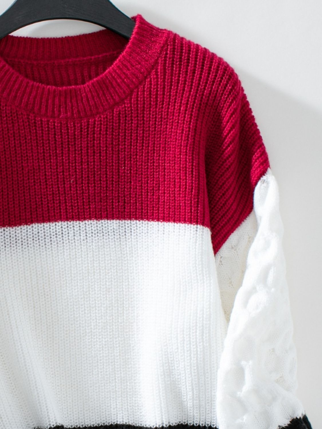 Color Block Round Neck Long Sleeve Sweater