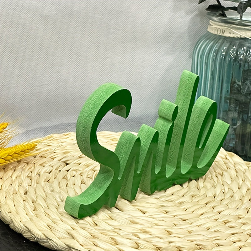 1pc Romantic Green Smile Standing Letter Ornament - Seasonal Decorative Sign & Plaque for Valentine's Day, Weddings, and Home Decor